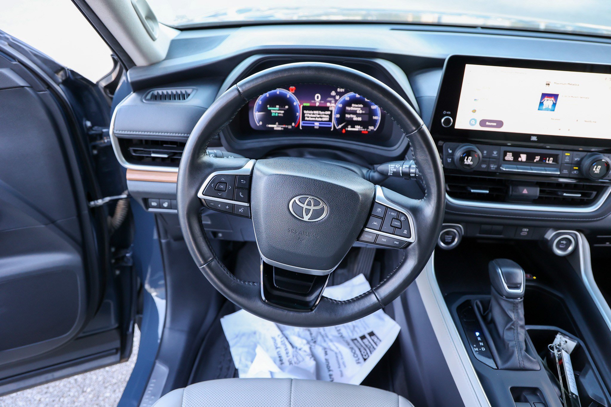 Certified 2024 Toyota Grand Highlander FWD image 49