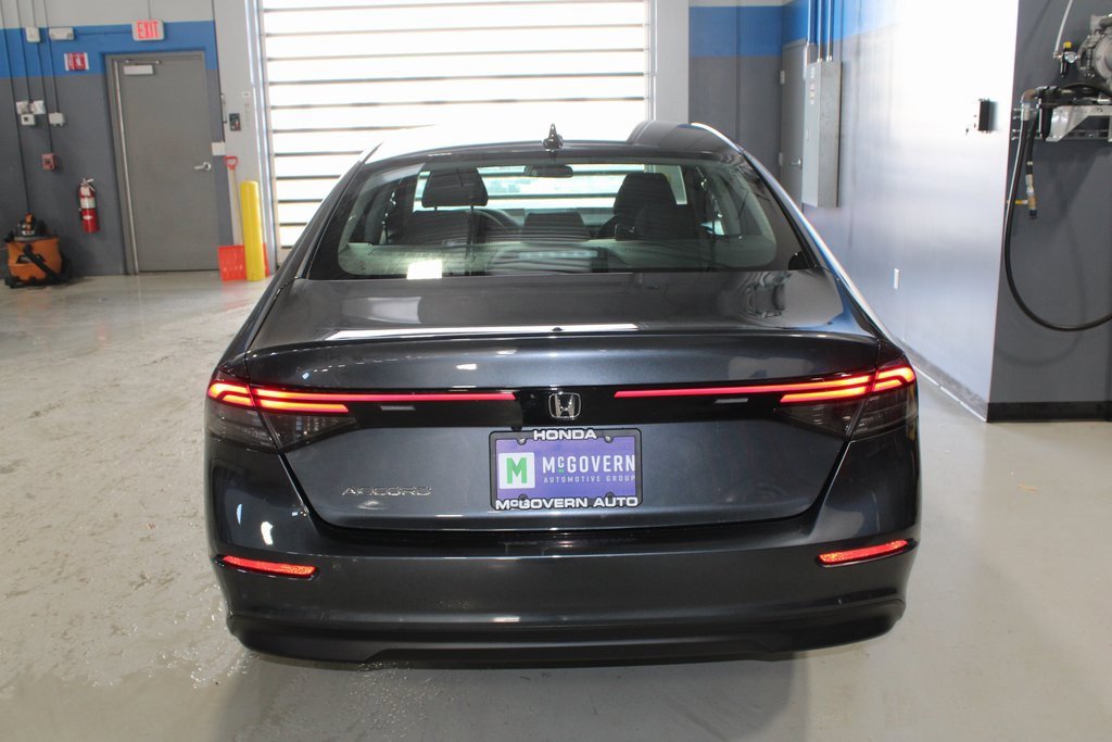 Used 2025 Honda Accord SE image 38