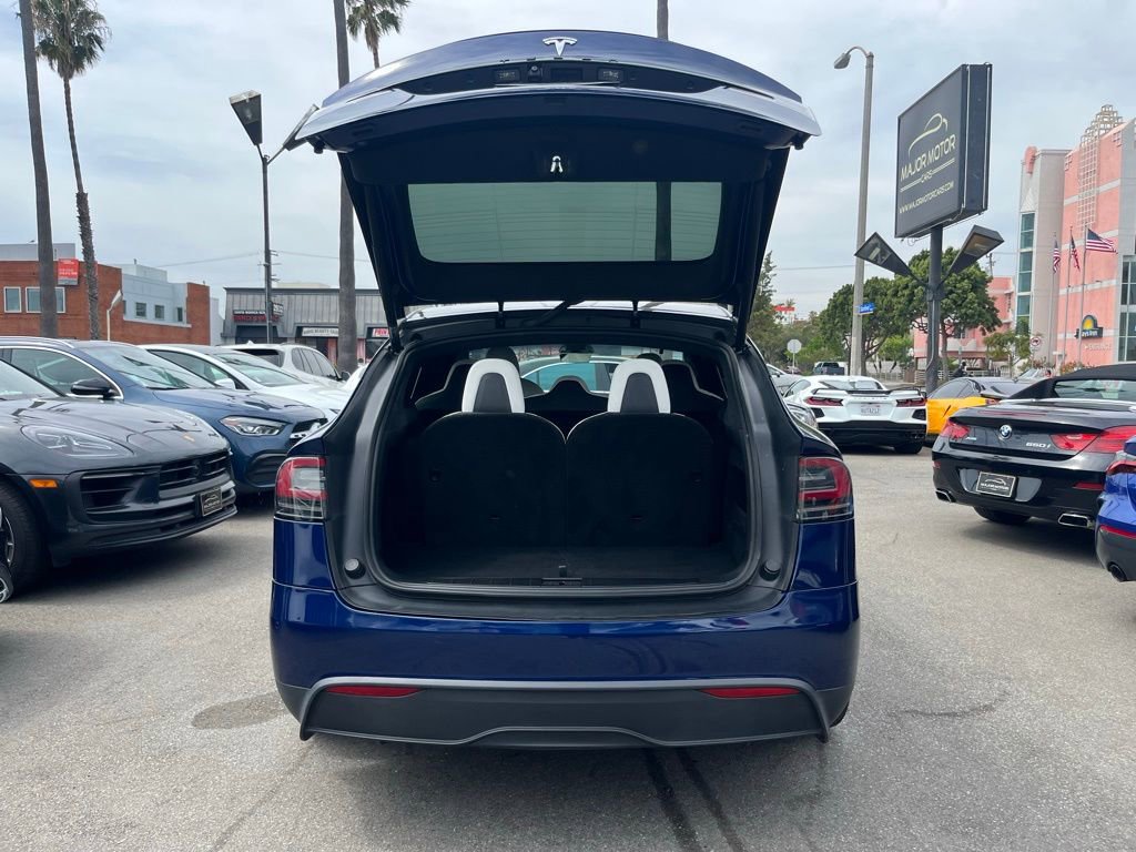 Used 2023 Tesla Model X AWD/4WD image 9