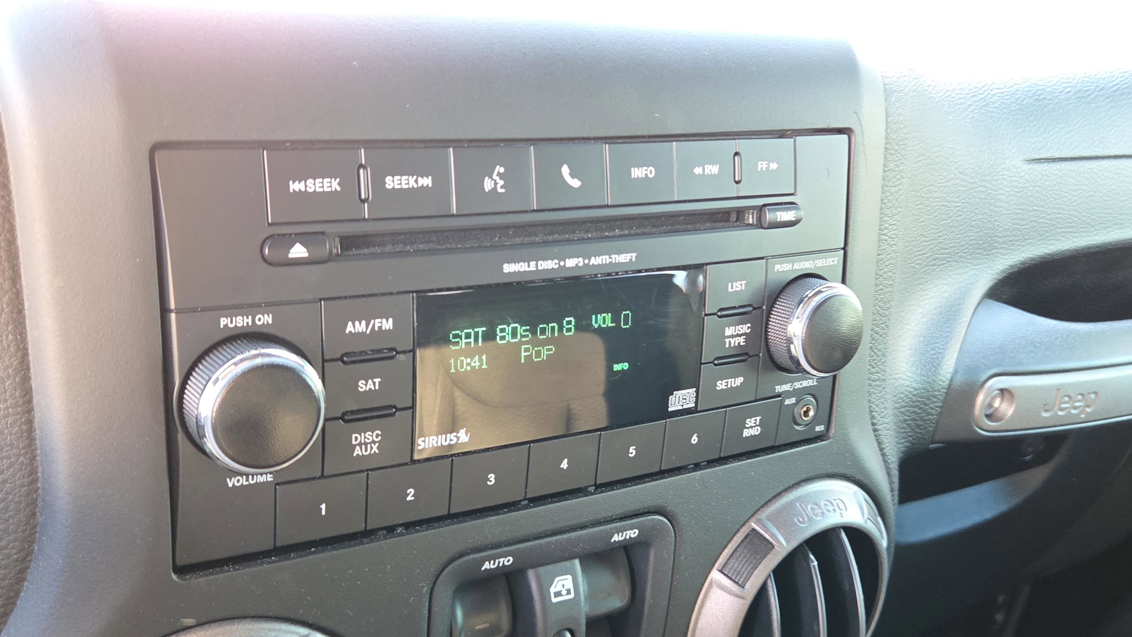 Used 2018 Jeep Wrangler Unlimited Sport S image 18