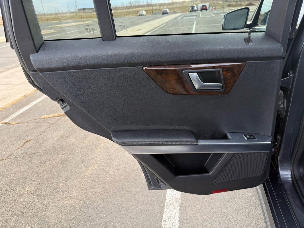 Used 2013 Mercedes-Benz GLK 350 4MATIC image 19