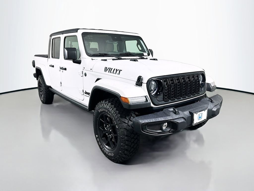 Used 2024 Jeep Gladiator Sport image 3