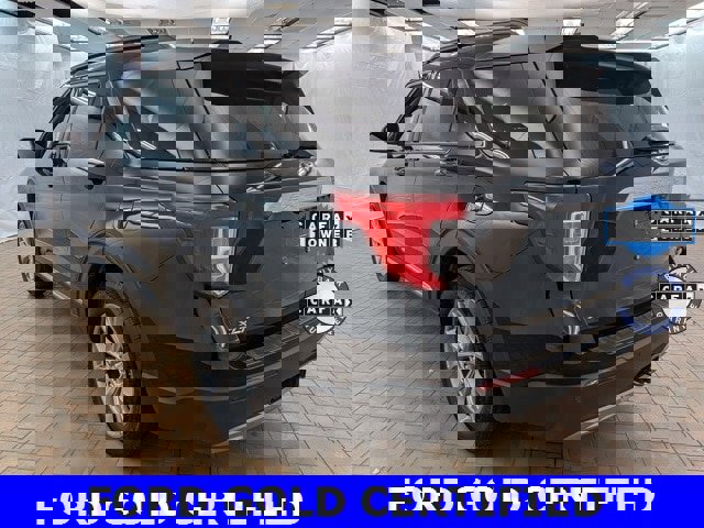 Certified 2023 Ford Explorer XLT w/ Equipment Group 202A image 5