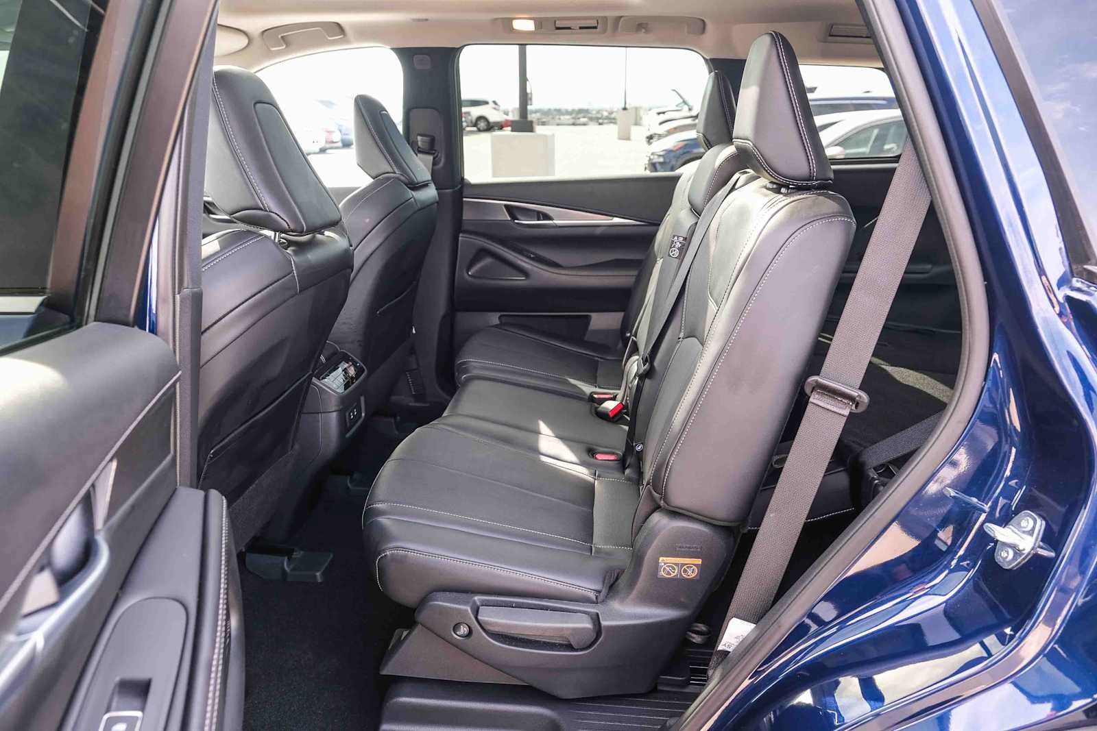 Used 2026 INFINITI QX60 Pure w/ Cargo Package FWD image 19