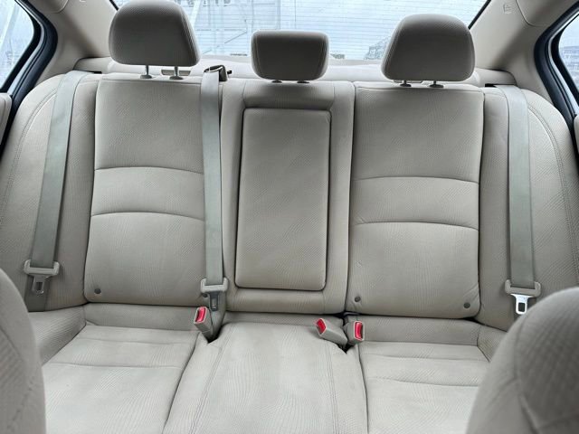 Used 2016 Honda Accord EX image 11