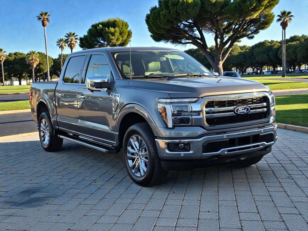 Used 2025 Ford F150 Lariat w/ Equipment Group 501A Mid AWD/4WD image 4