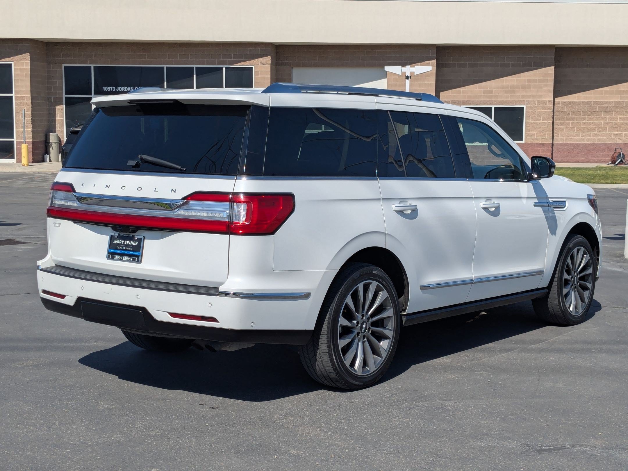 Used 2020 Lincoln Navigator Reserve w/ Luxury Package AWD/4WD image 5