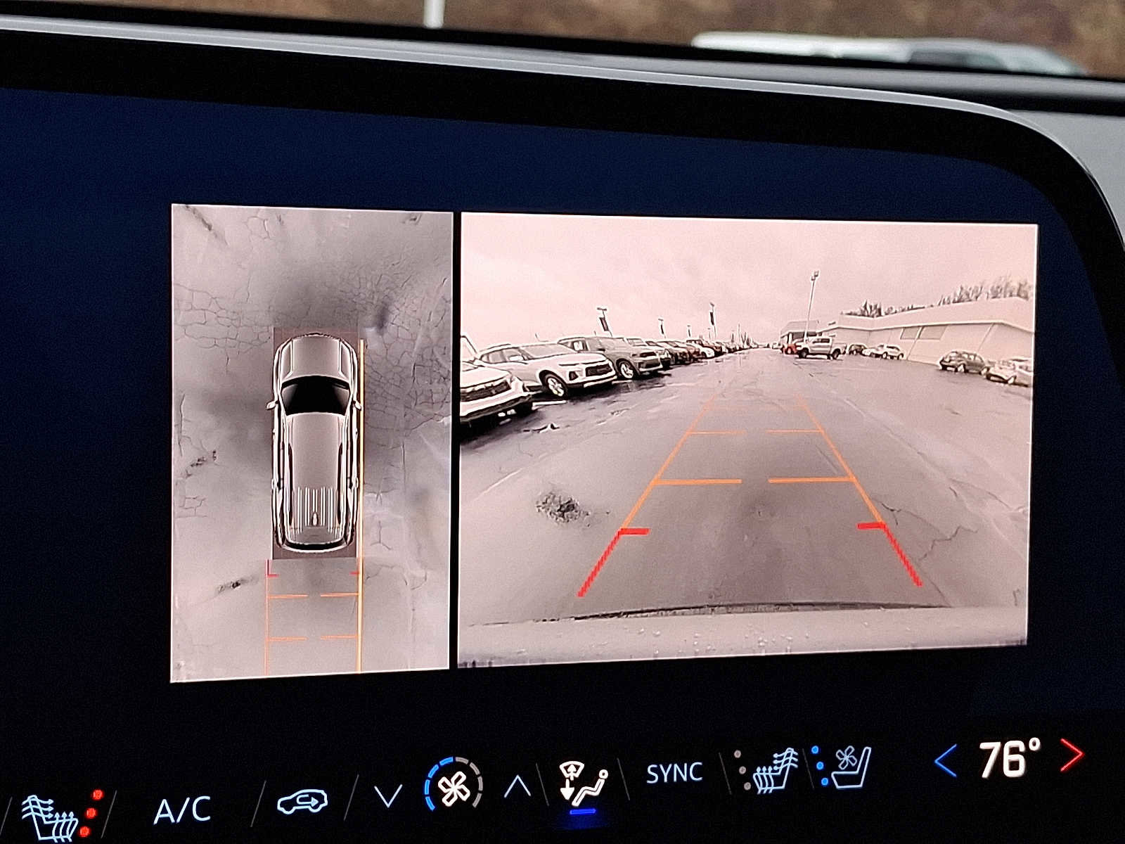 Used 2024 Chevrolet Traverse RS w/ LPO, Floor Liner Package image 18