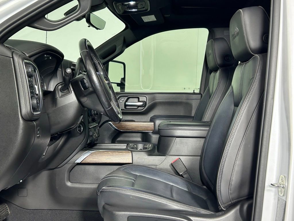 Used 2022 Chevrolet Silverado 3500 High Country AWD/4WD image 29