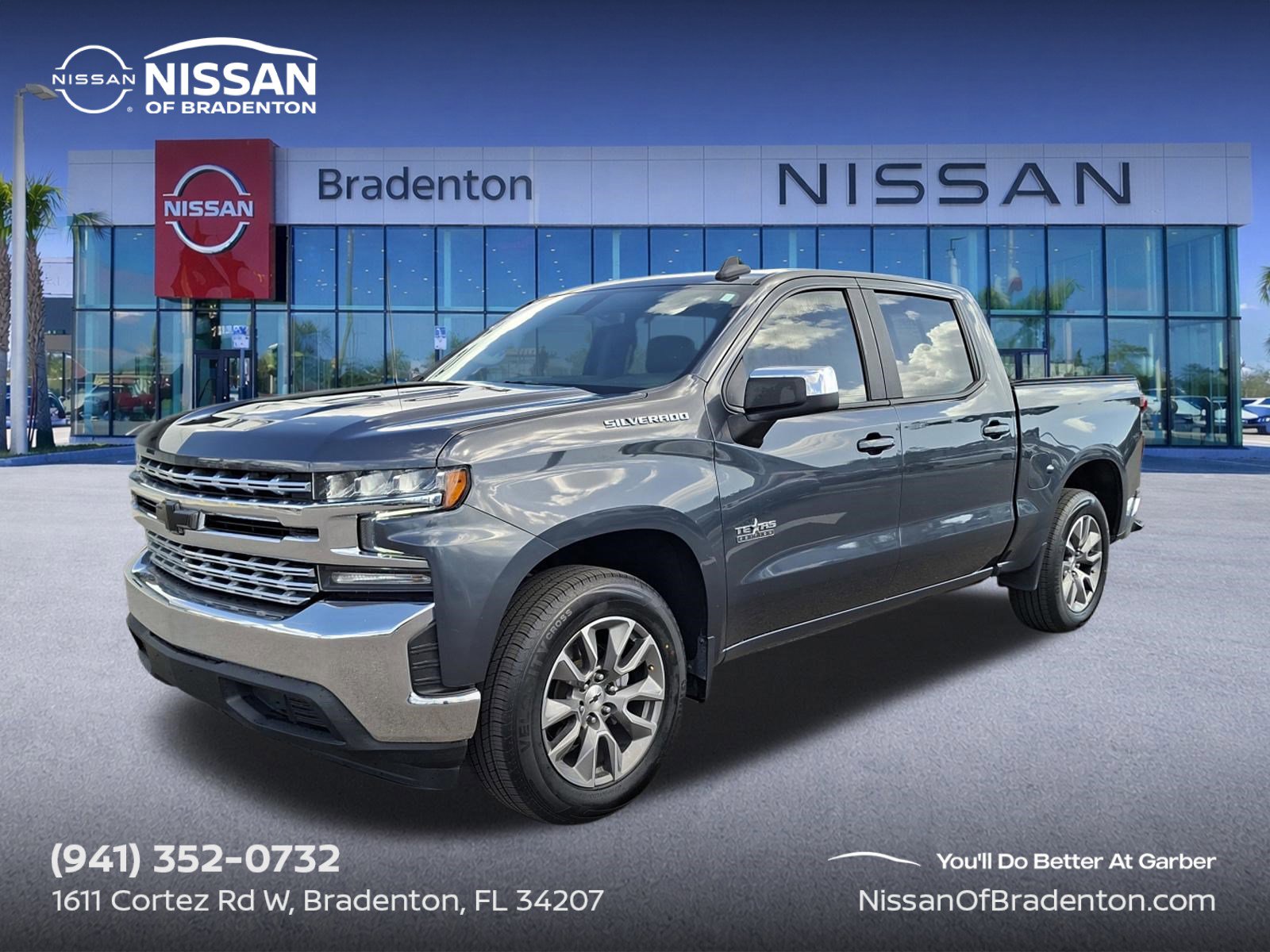 Used 2021 Chevrolet Silverado 1500 LT w/ Bed Protection Package image 1