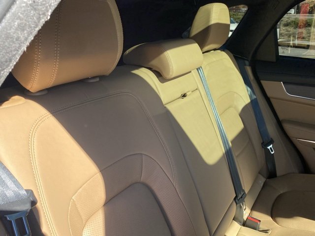 Used 2023 Jaguar F-PACE S image 32