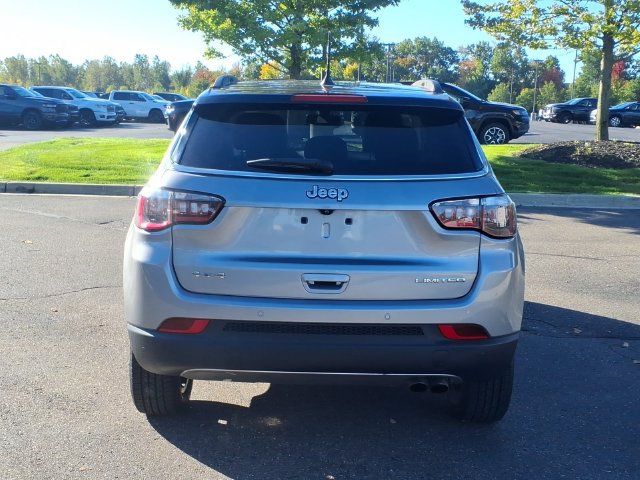 Certified 2019 Jeep Compass Limited w/ Safety & Security Group AWD/4WD image 5