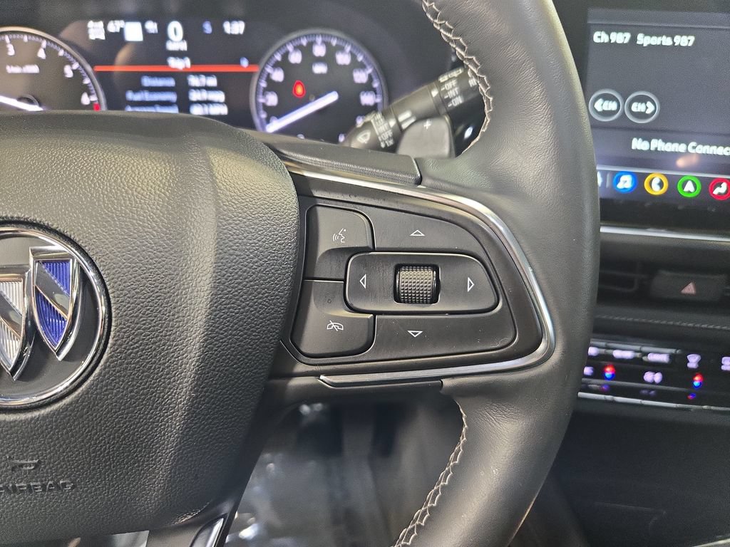 Used 2023 Buick Envision Avenir AWD/4WD image 21