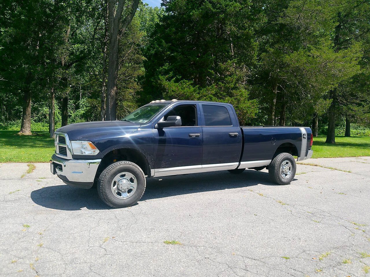 Used 2012 RAM 2500 ST w/ Chrome Appearance Group AWD/4WD image 1
