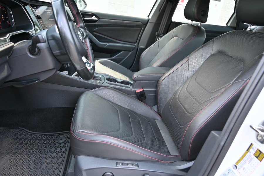 Used 2019 Volkswagen Jetta GLI Autobahn FWD image 17