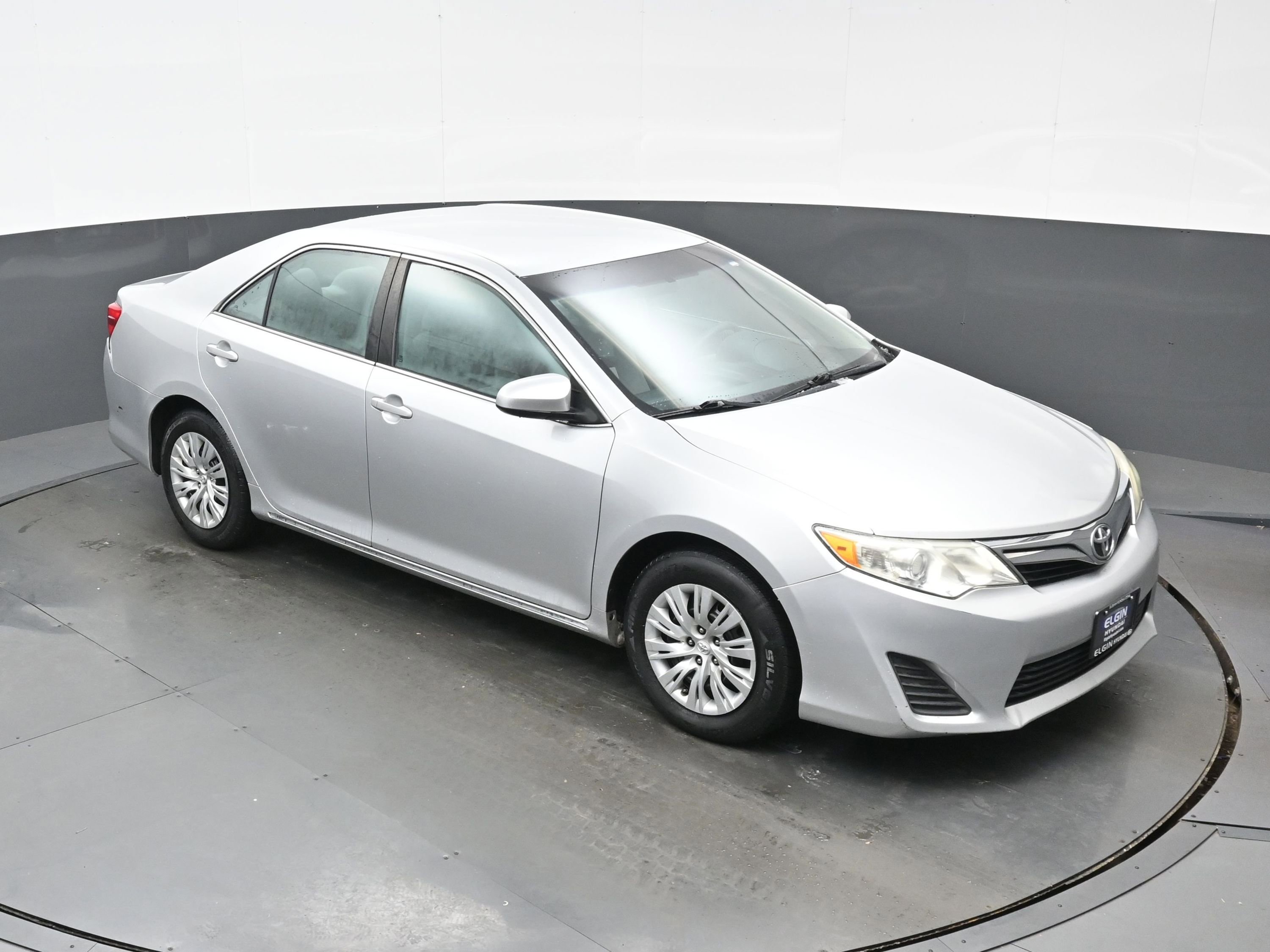 Used 2013 Toyota Camry L image 36