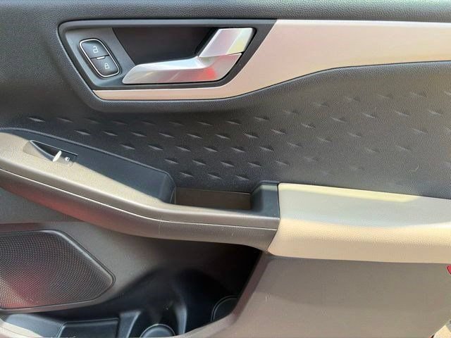 Used 2020 Ford Escape SEL AWD/4WD image 41