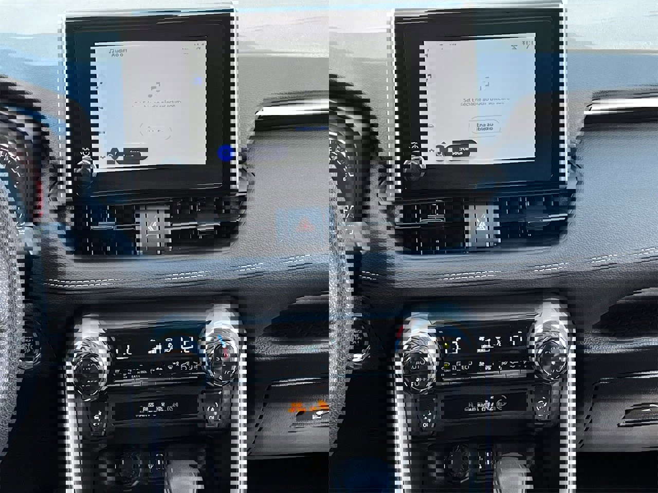 Used 2024 Toyota RAV4 XLE image 15