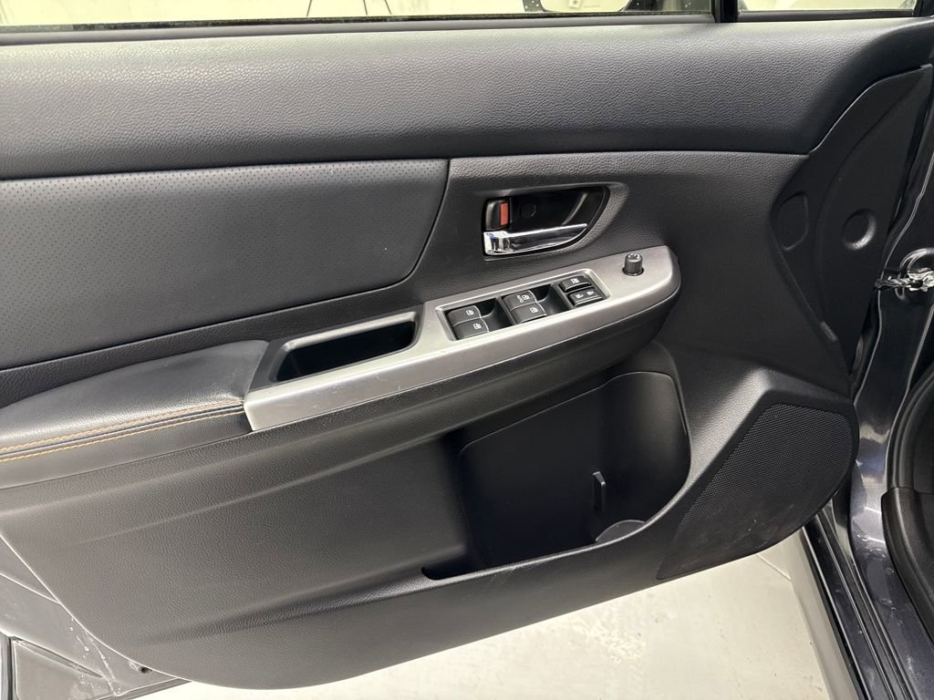 Used 2016 Subaru Crosstrek 2.0i Limited w/ Popular Package #2 image 11