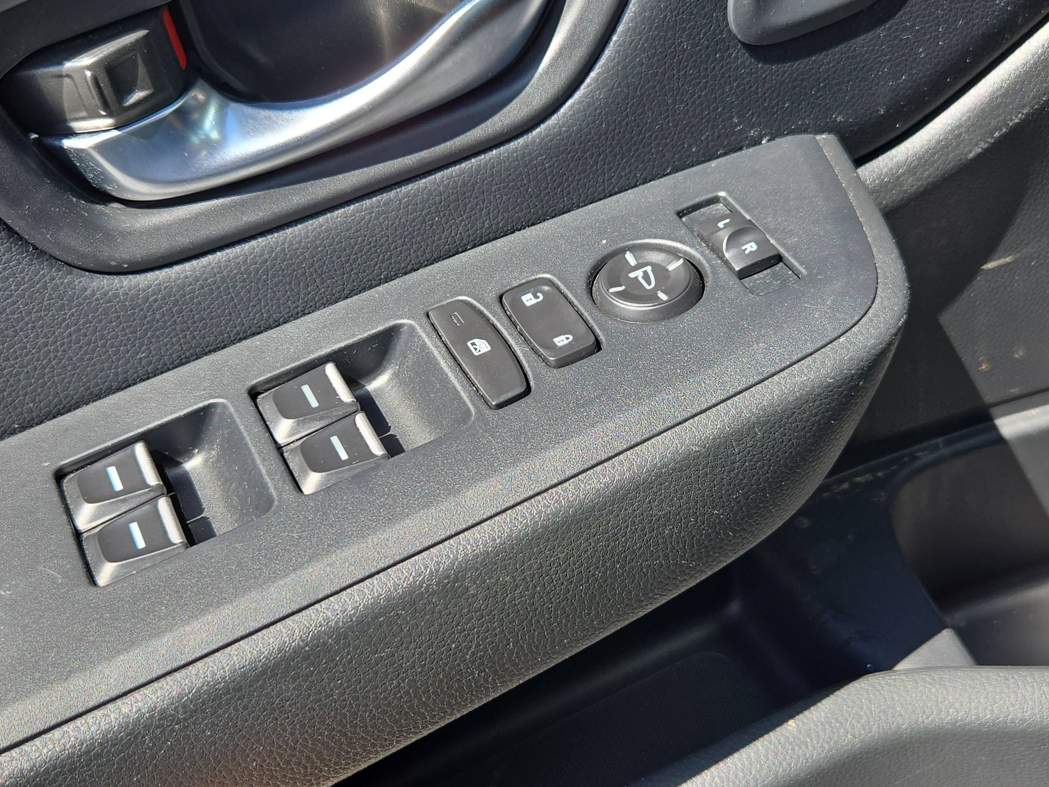 Used 2023 Honda Pilot EX-L image 11