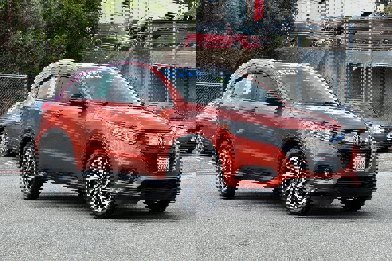 Used 2019 Honda HR-V Sport image 2