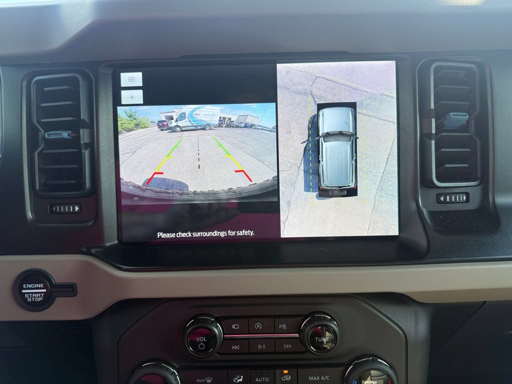 Used 2023 Ford Bronco Wildtrak AWD/4WD image 26