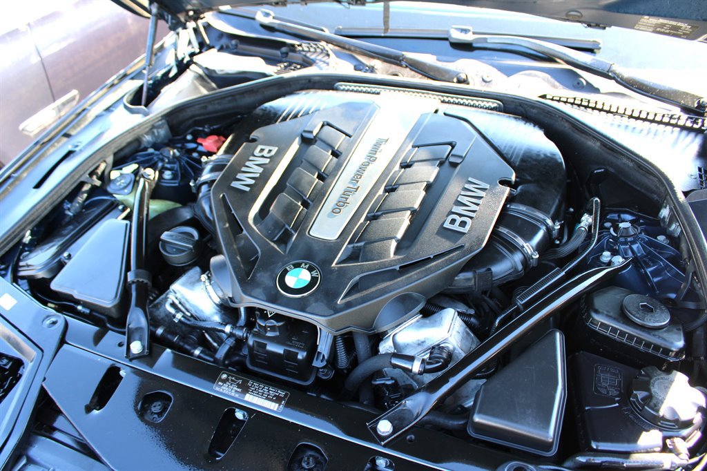 Used 2011 BMW 550i Sedan RWD image 34