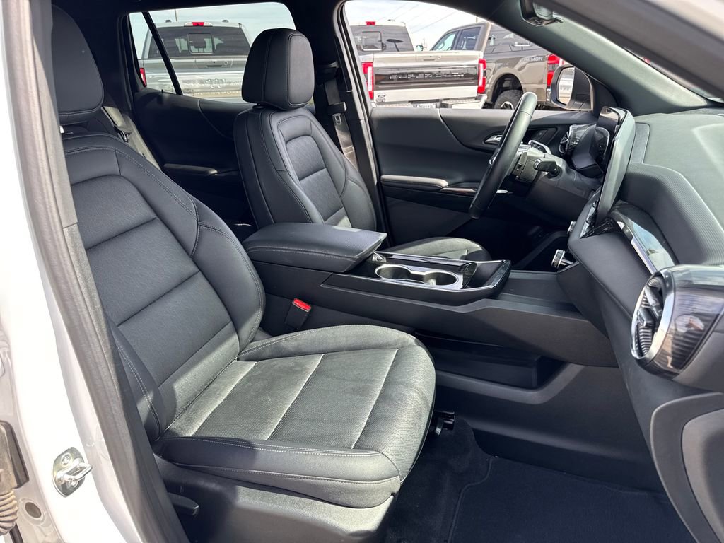 Used 2025 Chevrolet Equinox LT w/ Convenience Package II FWD image 11