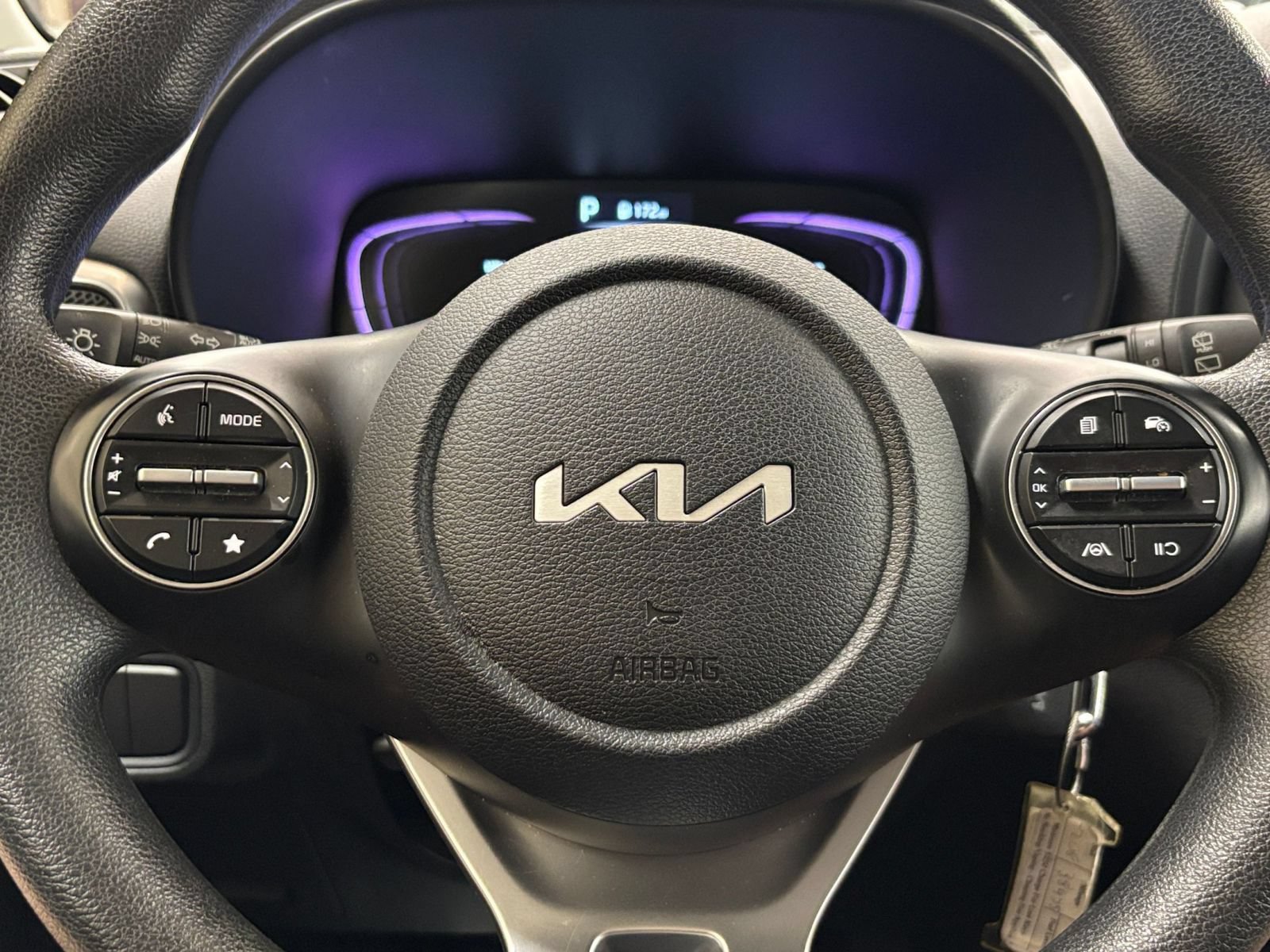 Used 2025 Kia Soul LX w/ LX Technology Package FWD image 25
