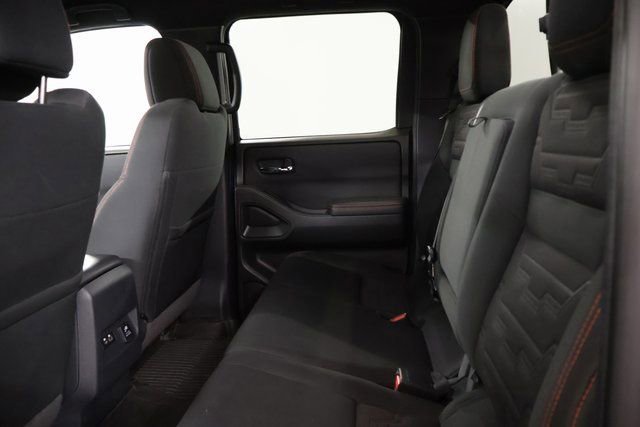Used 2022 Nissan Frontier PRO-4X image 31