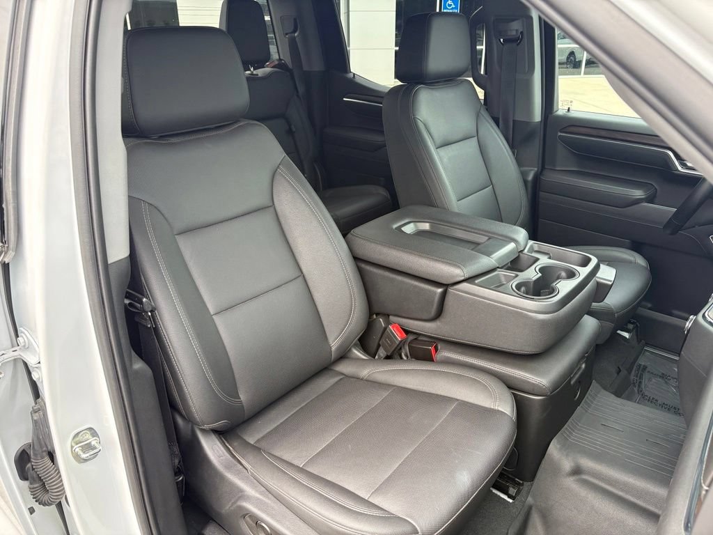 Used 2023 GMC Sierra 1500 SLT AWD/4WD image 22