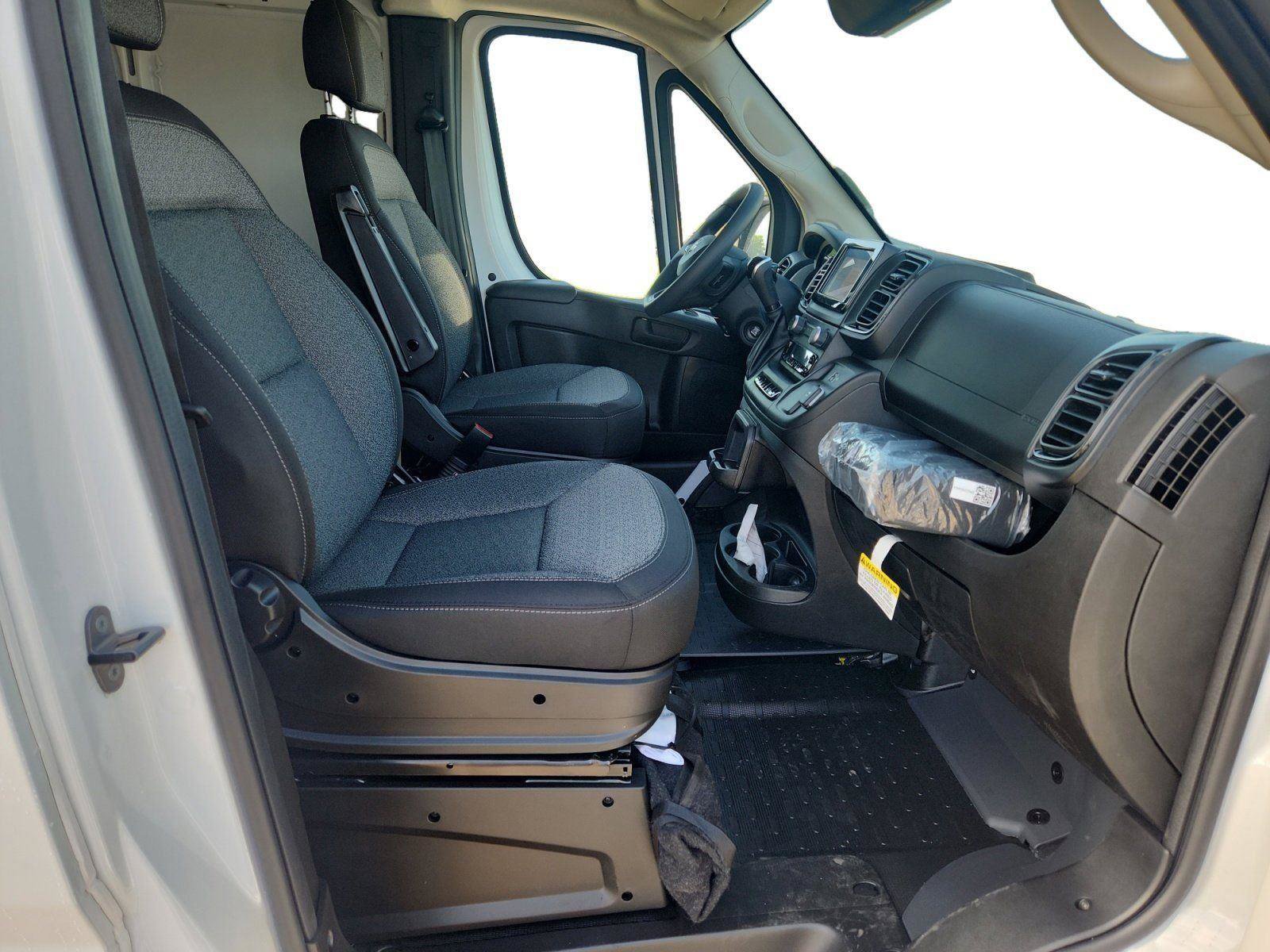 New 2026 RAM ProMaster 1500 w/ Convenience Group FWD image 24