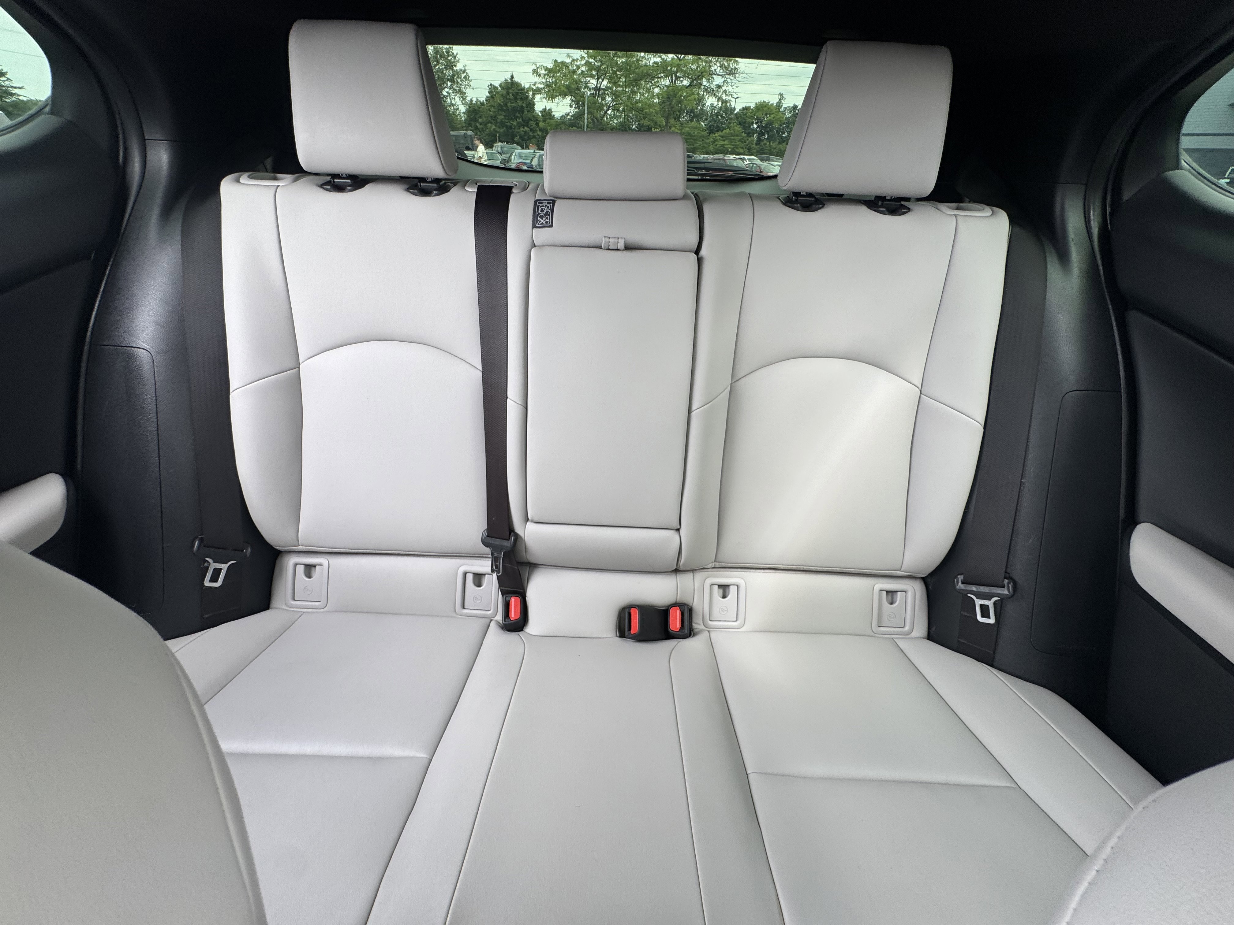Used 2019 Lexus UX 250h w/ Premium Package AWD/4WD image 28