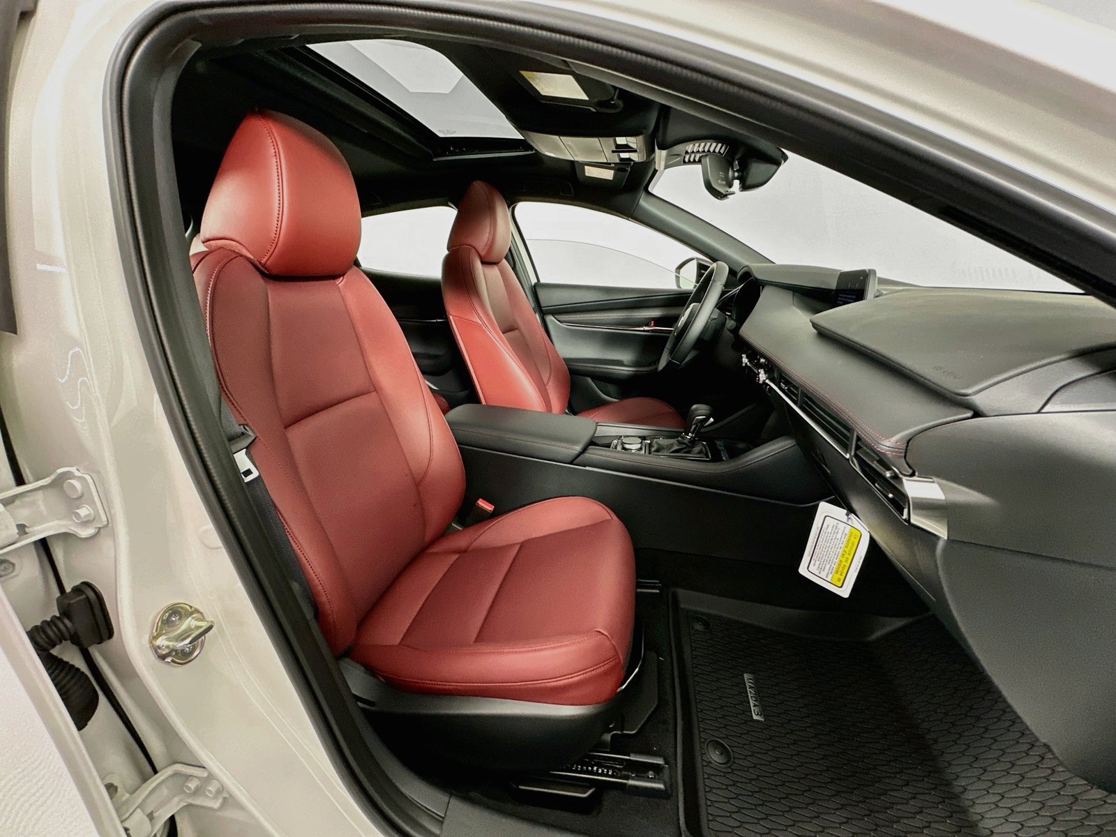 New 2026 MAZDA MAZDA3 Carbon AWD/4WD image 28