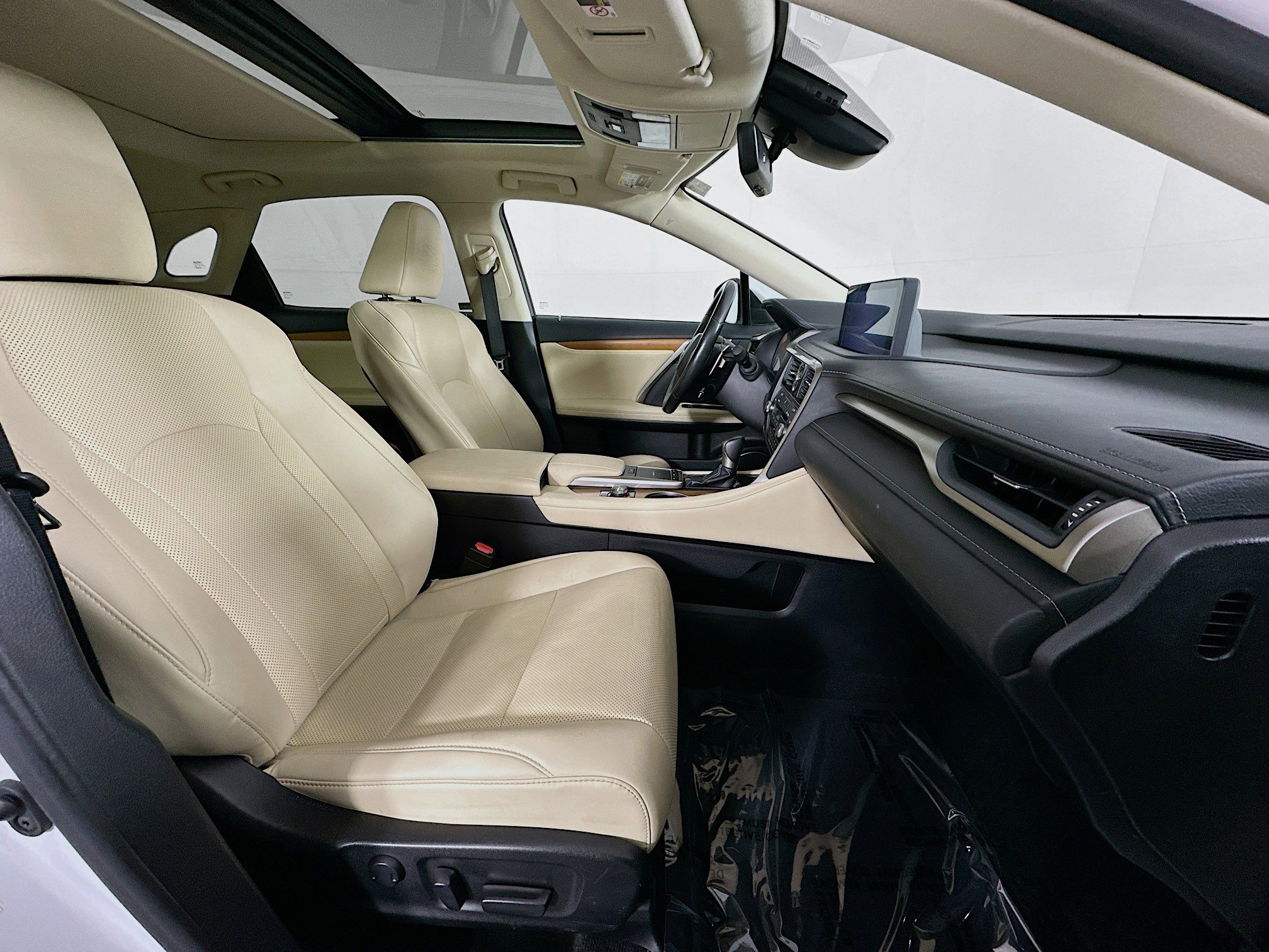 Used 2022 Lexus RX 350 AWD w/ Premium Package image 32