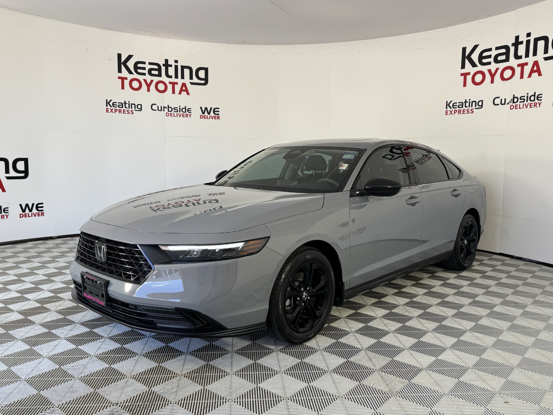 Used 2025 Honda Accord SE image 9