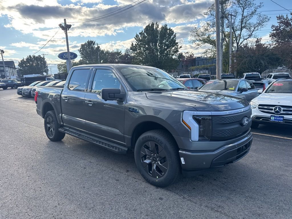 New 2025 Ford F150 Lightning Flash image 3