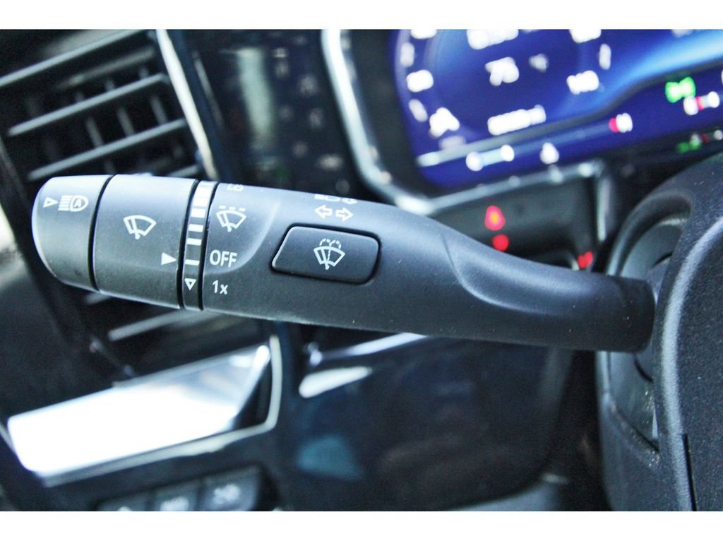 Used 2024 Chevrolet Silverado 2500 High Country w/ Technology Package AWD/4WD image 17