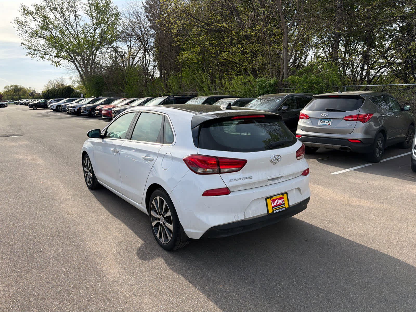Used 2018 Hyundai Elantra GT w/ Tech Package 03 FWD image 3