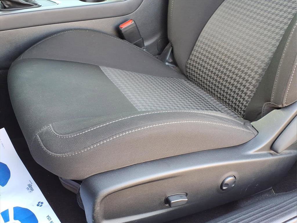 Used 2023 Dodge Challenger R/T w/ Blacktop Package image 19