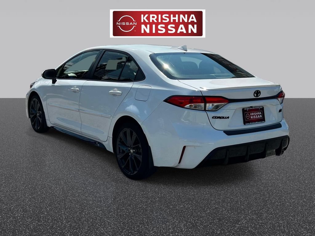 Used 2023 Toyota Corolla SE FWD image 7