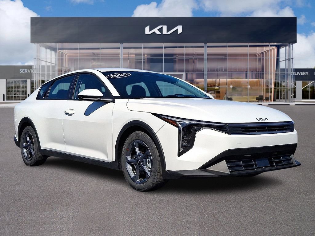 Certified 2025 Kia K4