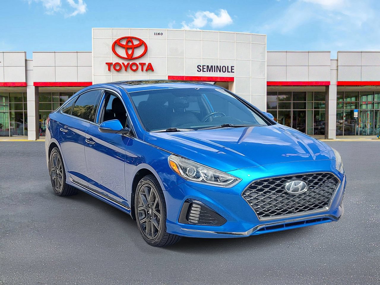 Used 2018 Hyundai Sonata Sport FWD image 2
