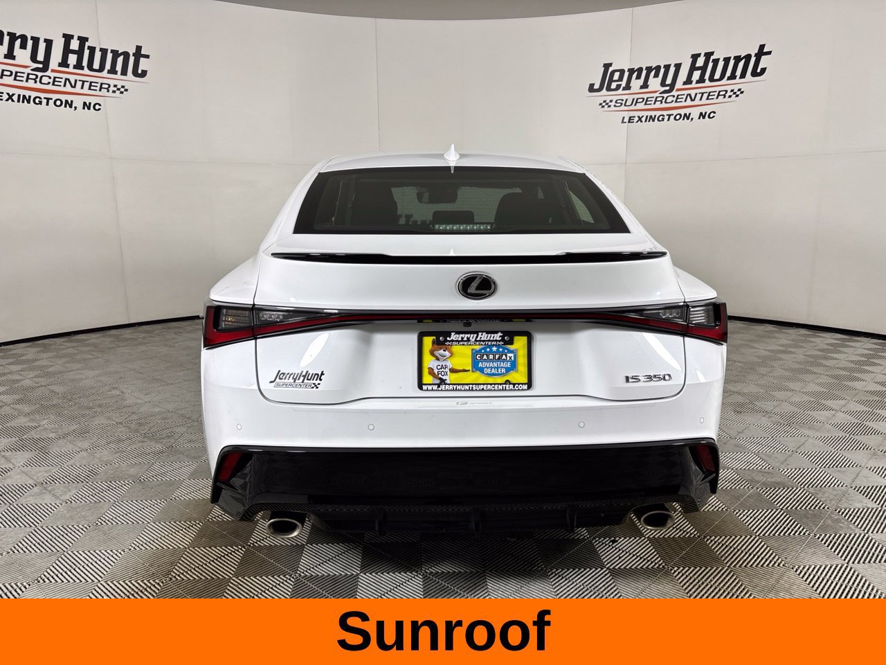 Used 2023 Lexus IS 350 F Sport RWD image 7