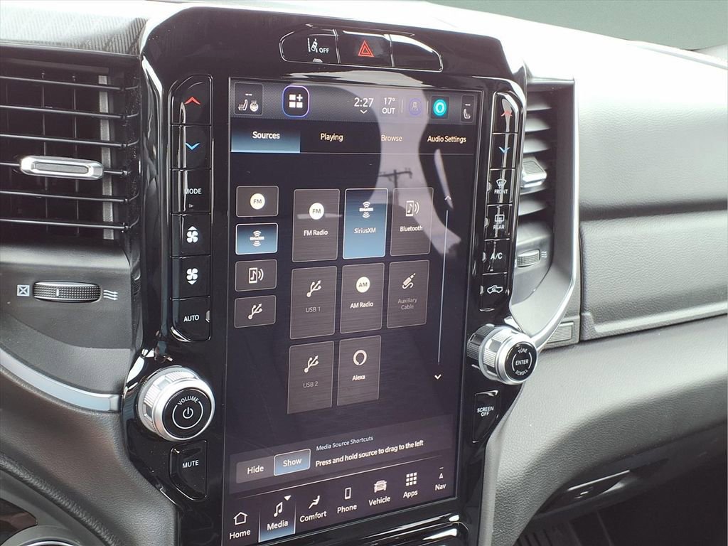 New 2026 RAM 1500 4x4 Crew Cab image 28