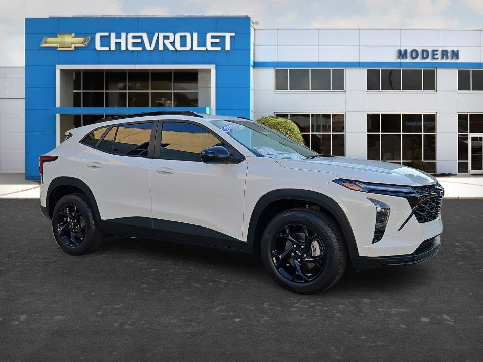 New 2026 Chevrolet Trax LT w/ Driver Confidence Package FWD image 6