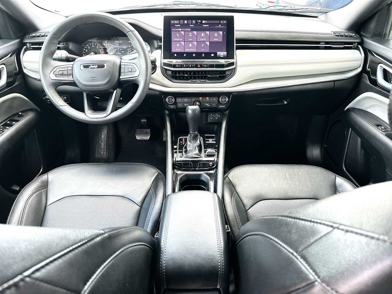 Used 2023 Jeep Compass Limited AWD/4WD image 25
