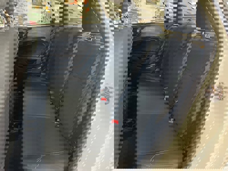 Used 2018 Ford Fiesta SE image 23