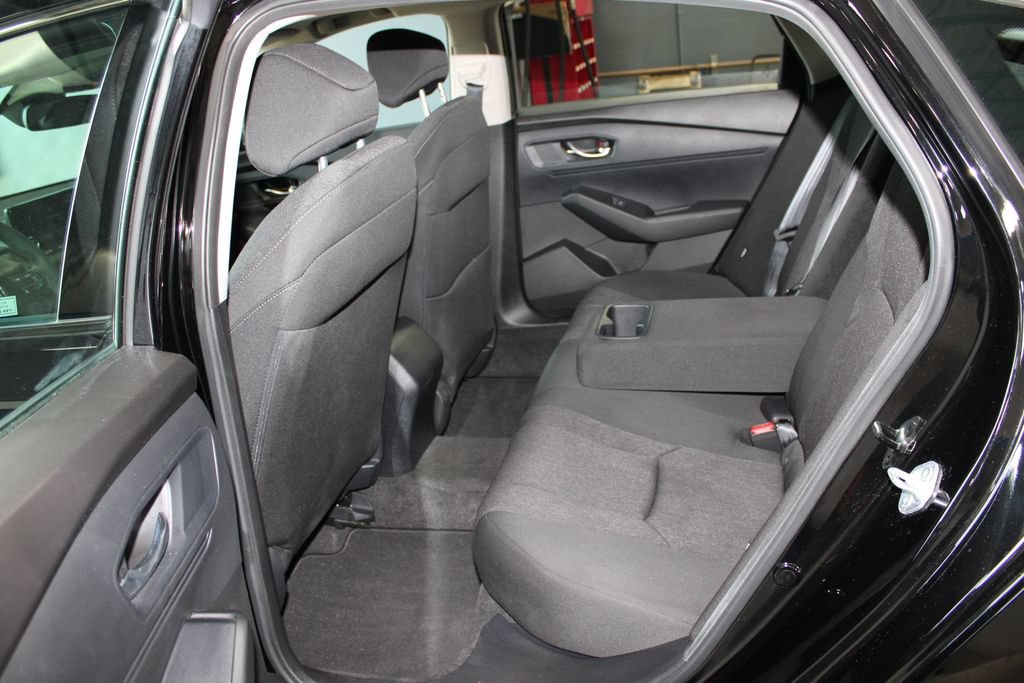 Used 2023 Honda Accord EX image 10