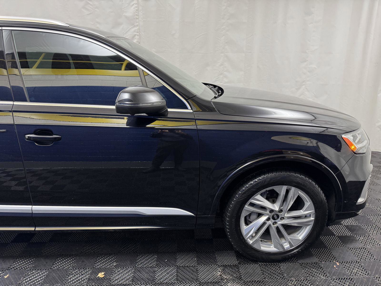 Used 2021 Audi Q7 3.0T Premium Plus w/ Executive Package image 9